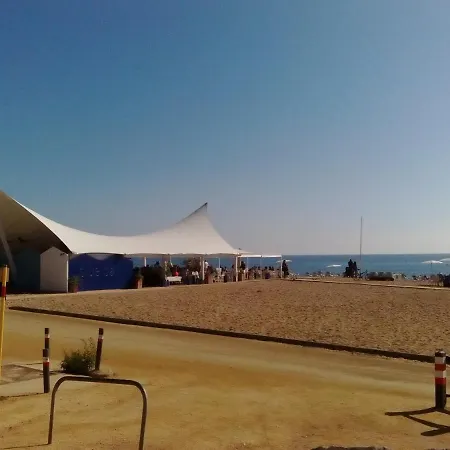 Homeholidaysrentals Sand Villa *